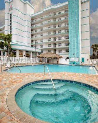 Discovery Beach Resort