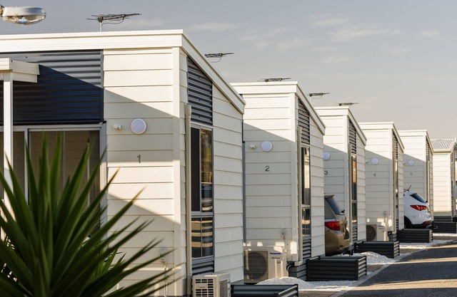Discovery Parks - Adelaide Beachfront