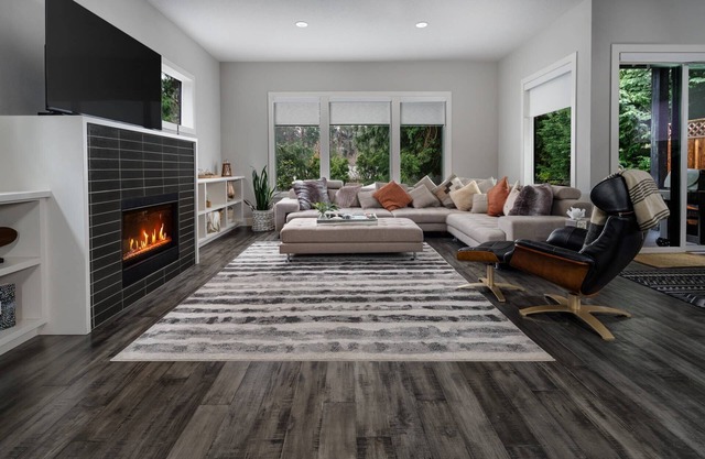 Divine Location, Next to Park, Bright Open Floor Plan, Countless Custom Upgrades, 7 Miles to Downtwn