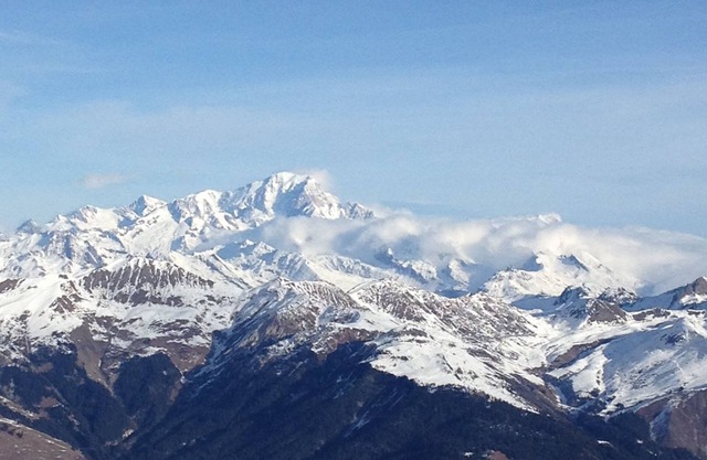 Divisible studio Méribel Mottaret. Skis on the feet. Three Valleys. Free WIFI.