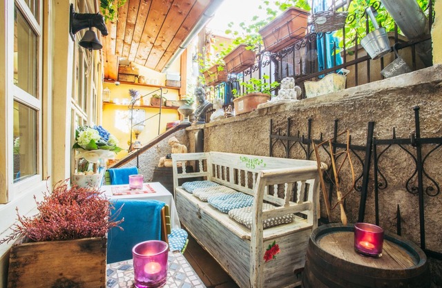 Divná Pani Luxury Gallery Rooms