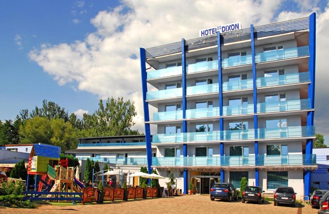 Dixon Resort