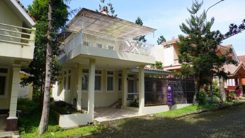 Diyar Villas Puncak R7-3