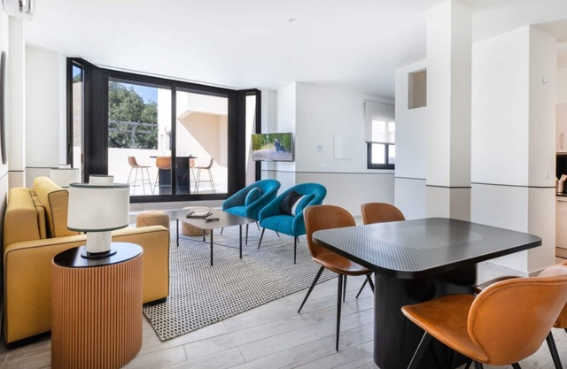 Dlx Ext 3 Bedrooms with Terrace