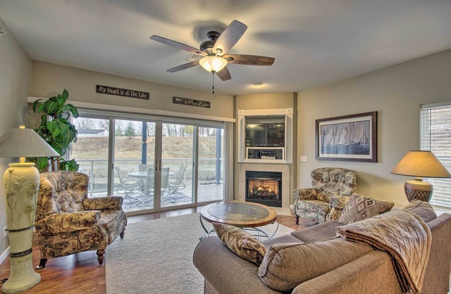 Dock, Slip & Pool: Breezy Lake Ozark Escape