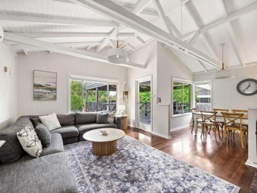 Dolce Vita A Beachside Family Garden Retreat