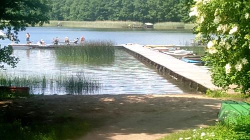 Domek nad jeziorem