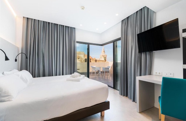Dormos Hotel