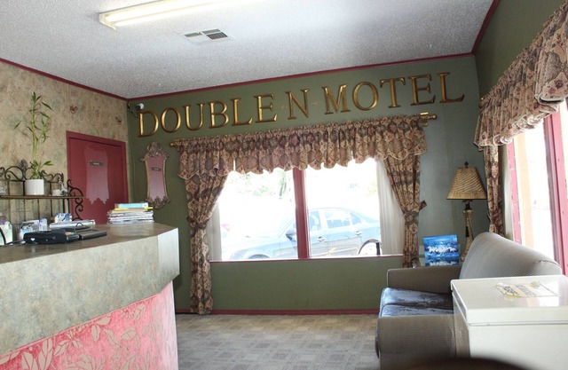 Double N Motel