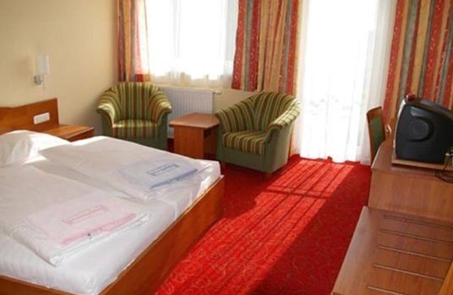 Double room B without balcony (1-2 nights) - Hotel Angerer-Hof