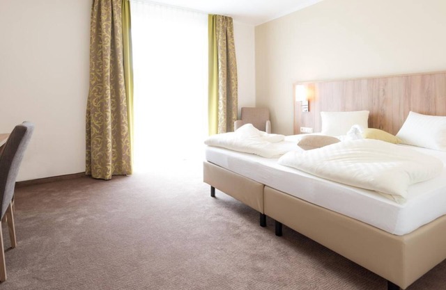 Double room Gracarca, short stay - Hotel Marko
