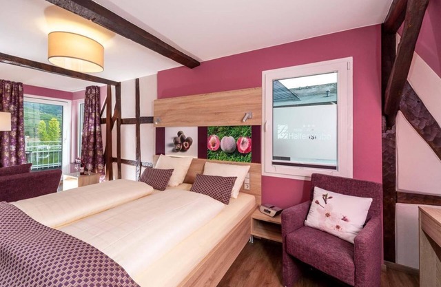 Double Room with Moselle View/Balcony - Hotel Weinhaus Halfenstube