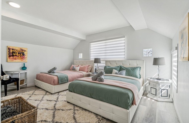 Double suite in the heart of DT Sleeps 15!