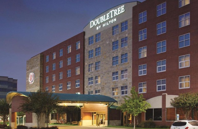 DoubleTree by Hilton Dallas-Farmers Branch