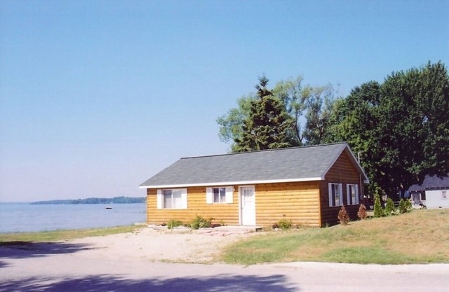 Downtown Curtis South Manistique Lakefront Cabin