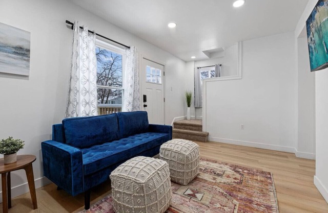 Downtown-Ready 3BR3BA | Modern, Spacious & Private