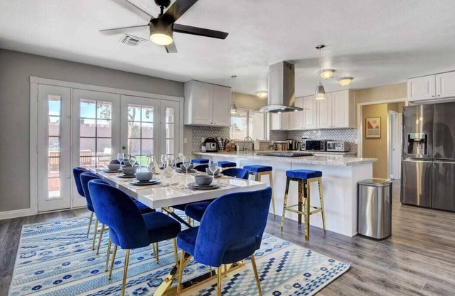 Dream Home 8BR+pool/spa (70%off 31day min)