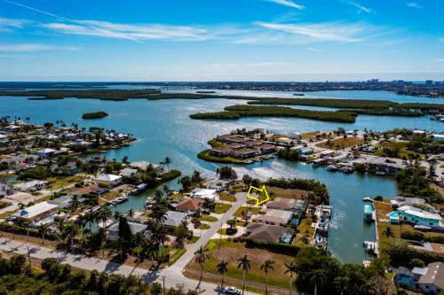 Dreamers Hideaway I Waterfront I Direct Access