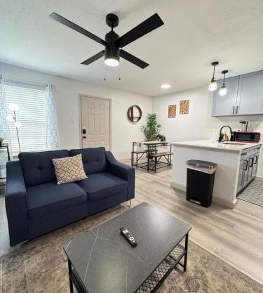 DT Dallas l Luxe Stays 1BD Apt