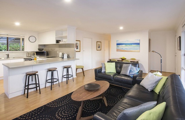 Dunsborough Cottage in Peron Ave