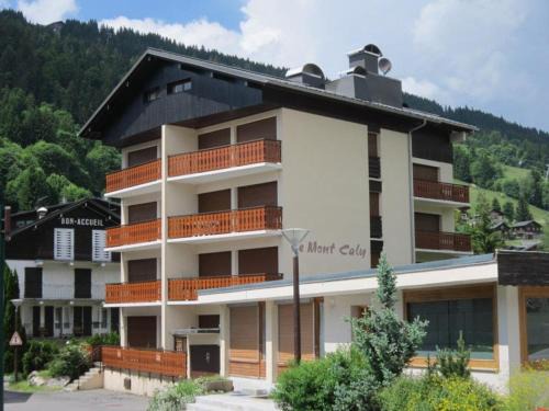 Duplex Confortable 7 Pers, Centre Les Gets, WiFi, Garage, Proche Commerces et Télécabine - FR-1-802-52