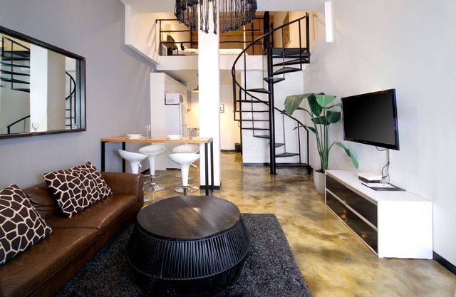 Duplex Loft 1 Bedroom Style