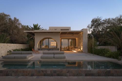 Dyo Beach Suites