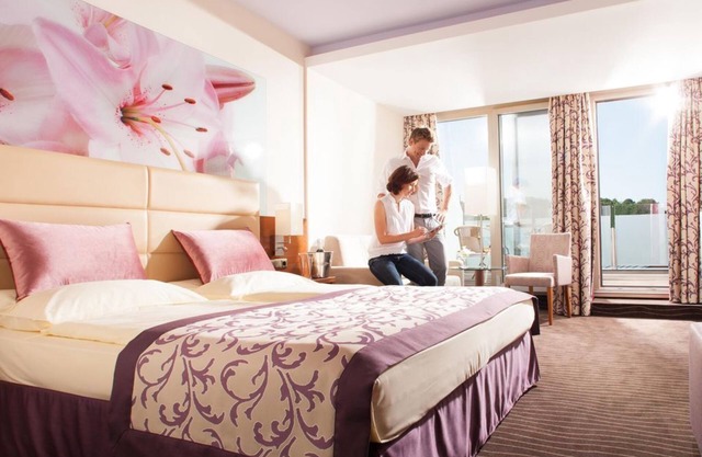 DZ Lilie Oder Orchidee - ab 5 Nächte Inkl. Therme - Thermenhotel Vier Jahreszeiten
