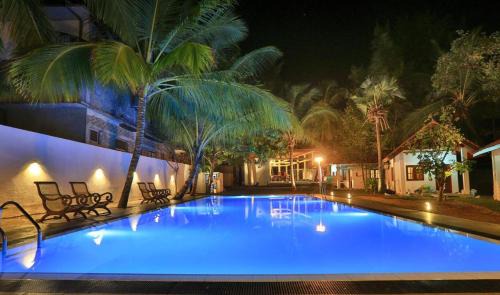 Eagle Safari Resort