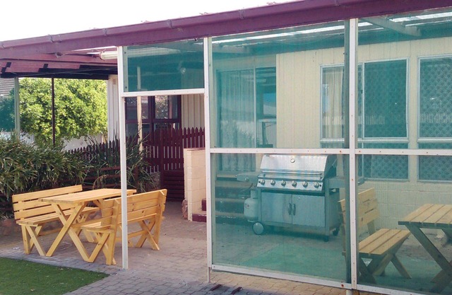 Eagles Nest - Off Peak Special available! free wifi