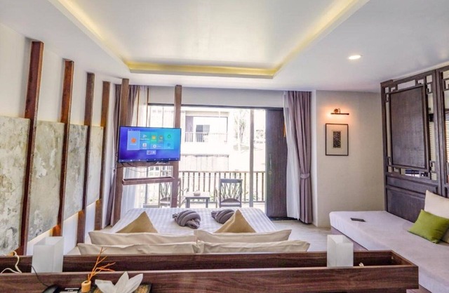 Earth Suite Ko Lanta with Balcony and garden view
