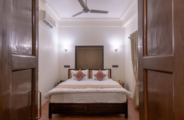 Earthen home in Prayagraj, India