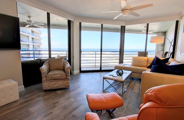 EBB Tide- #503 2 Bd / 2 Bth Ocean Front