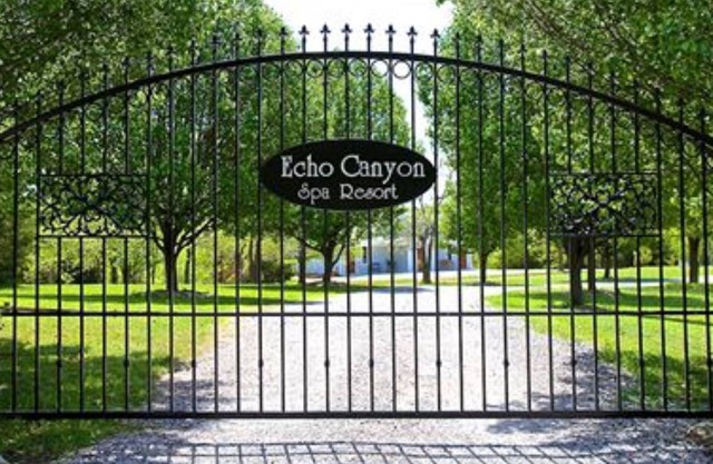 Echo Canyon Spa Resort (Adults Only)