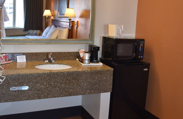 Econo Lodge Downtown Louisville