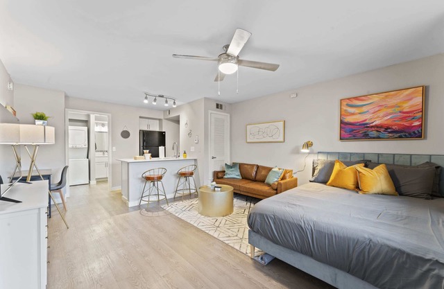 Economy studio stay near DT and Domain