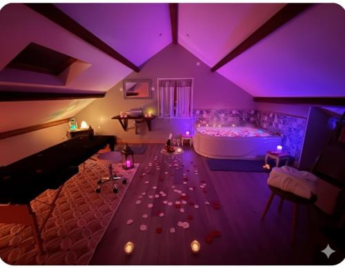 Ecrin d' Amour suite romantique avec Jacuzzi