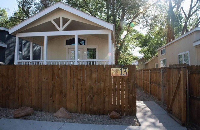 Edge of the Desert Grandstaff Gulch Cabin #13
