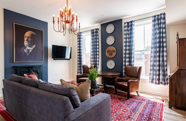 EH Taylor Suite, The Woodford Hotel