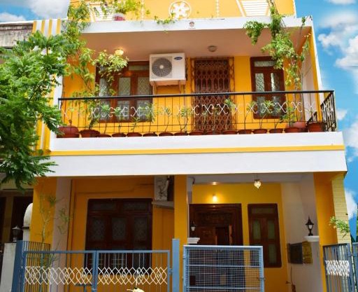 EKO STAY - The Pineapple Villa