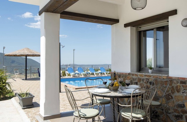 El Granadino - Two Bedroom Villa, Sleeps 4