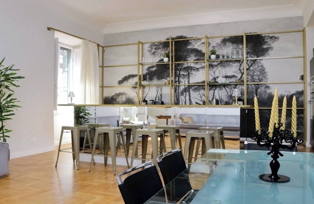 ELEGANCE & JOY OF ROME LUXURY LIVING NEAR TREVI FOUNTAIN - UTTERLY MAGNIFICIENT