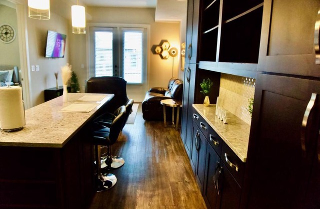 Elegant and spacious 1 bedroom rental