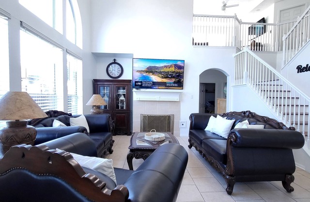 Elegant Family Home near Kemah, League City, NASA Space Center, Galveston Beach