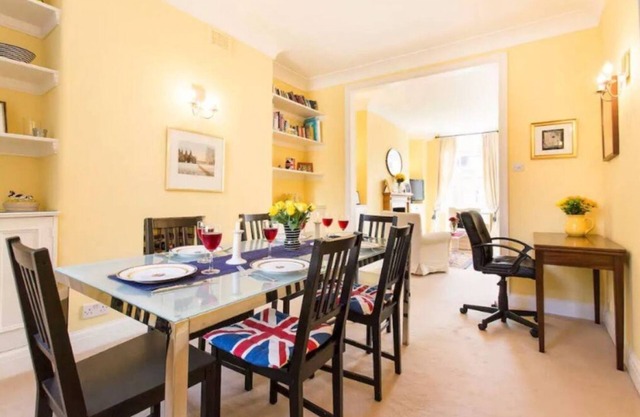 Elegant flat in Pimlico, close to Warwick Square