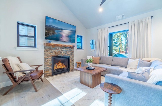 Elegant Tahoe Escape – Comfort & Style Combined