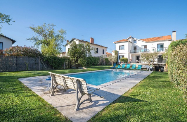 Elegant villa with pool - Toulouse Côte Pavée.