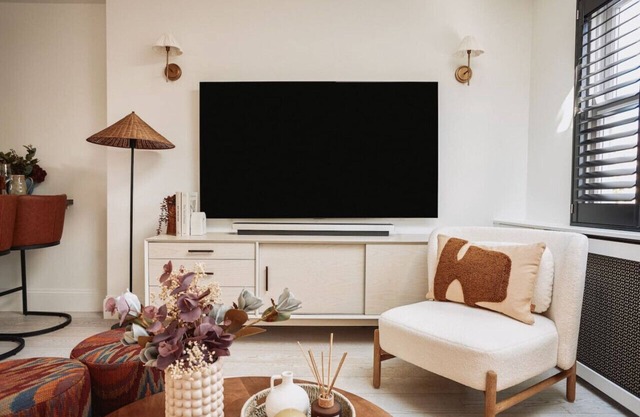 Elegantly Stylish Fulham Apartment with Terrace