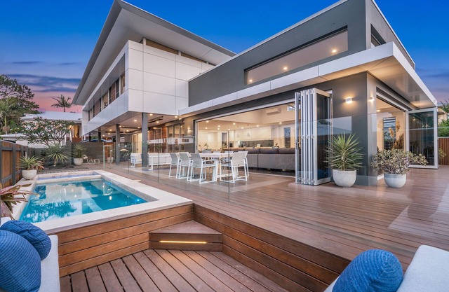 Elevation Byron Bay - Heated Pool and Hot Spa