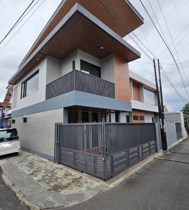 Elevee House